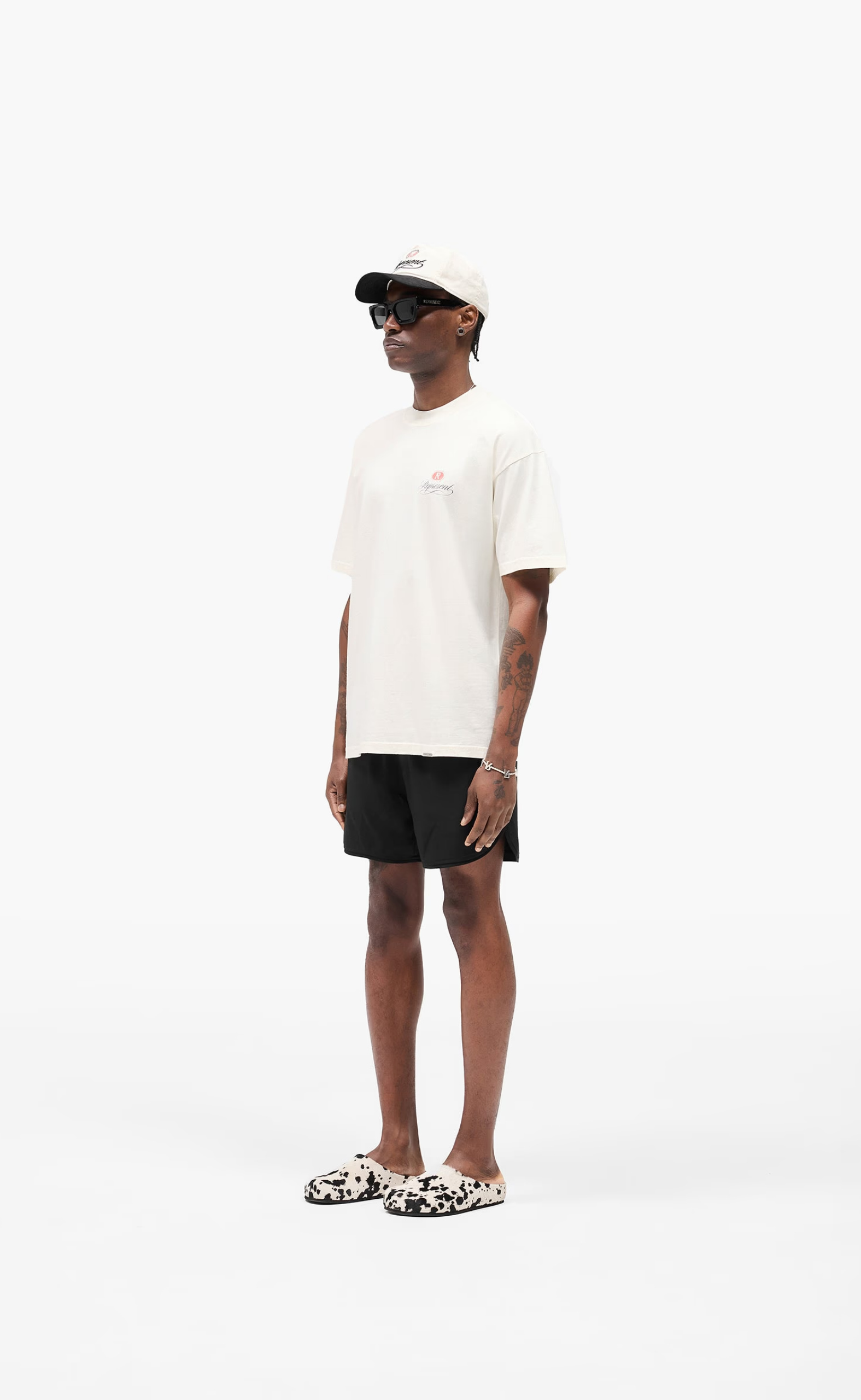 GRAND VINTAGE HAND DRAWN AGED WHITE T-SHIRT