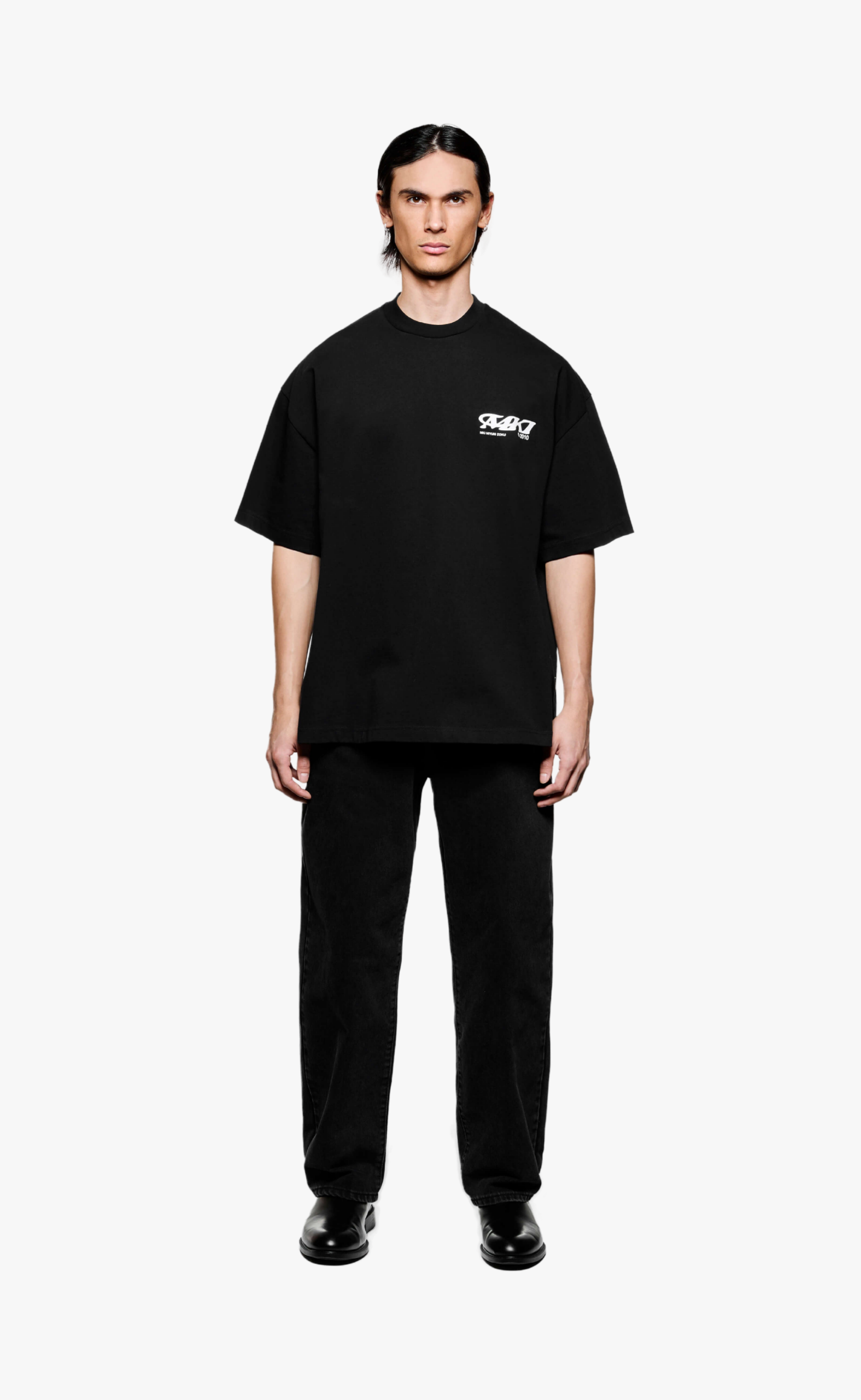 MKI STACK BLACK T-SHIRT