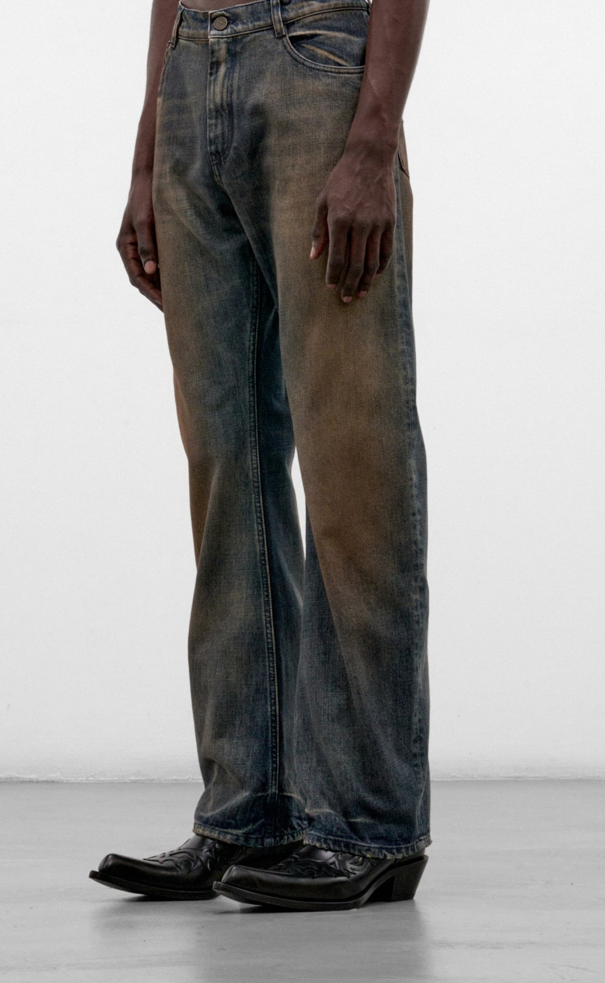 O-LEG DIRTY BLUE JEANS