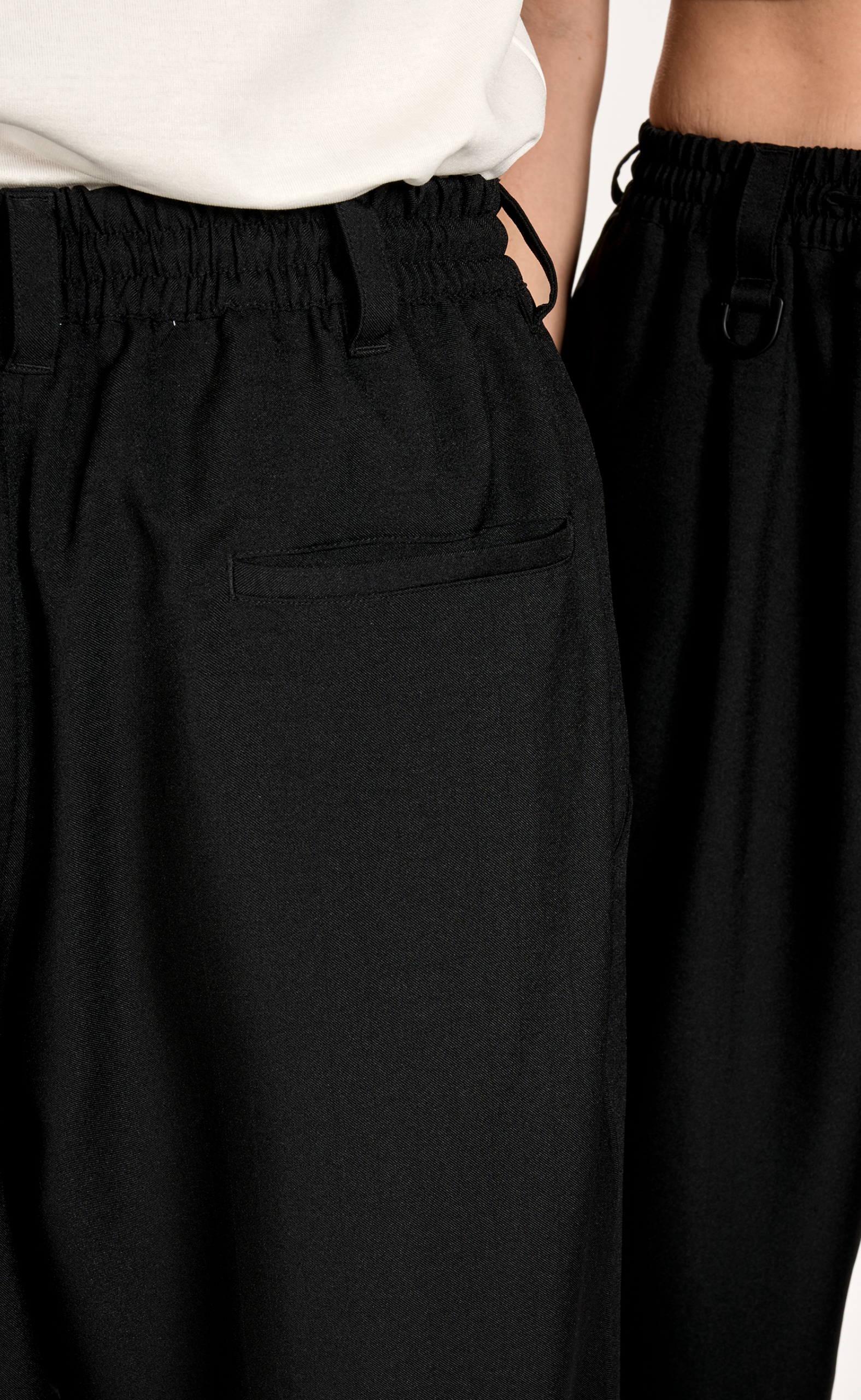 SU CARGO BLACK PANTS