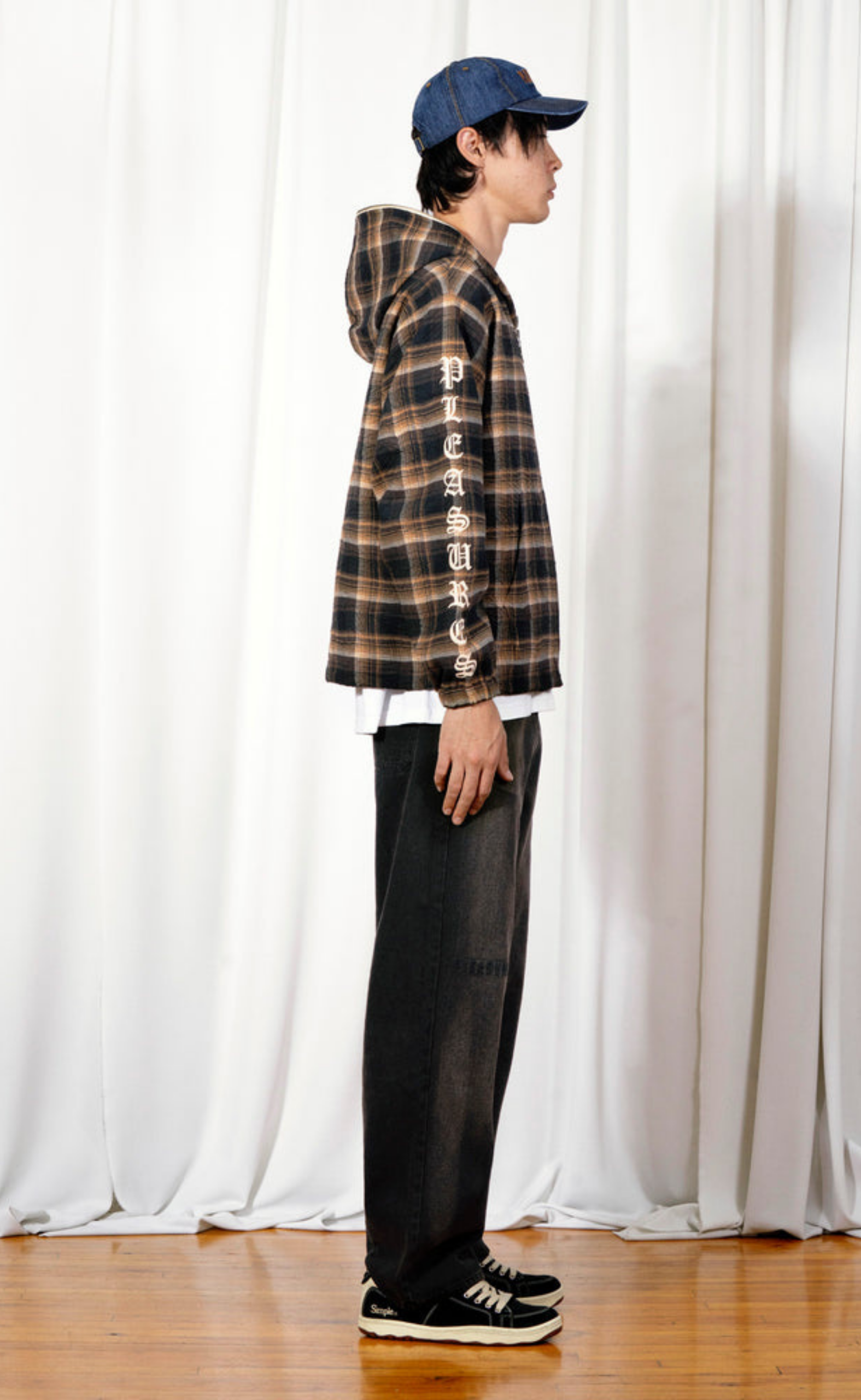 GROOVE ZIP PONCHO BROWN HOODIE