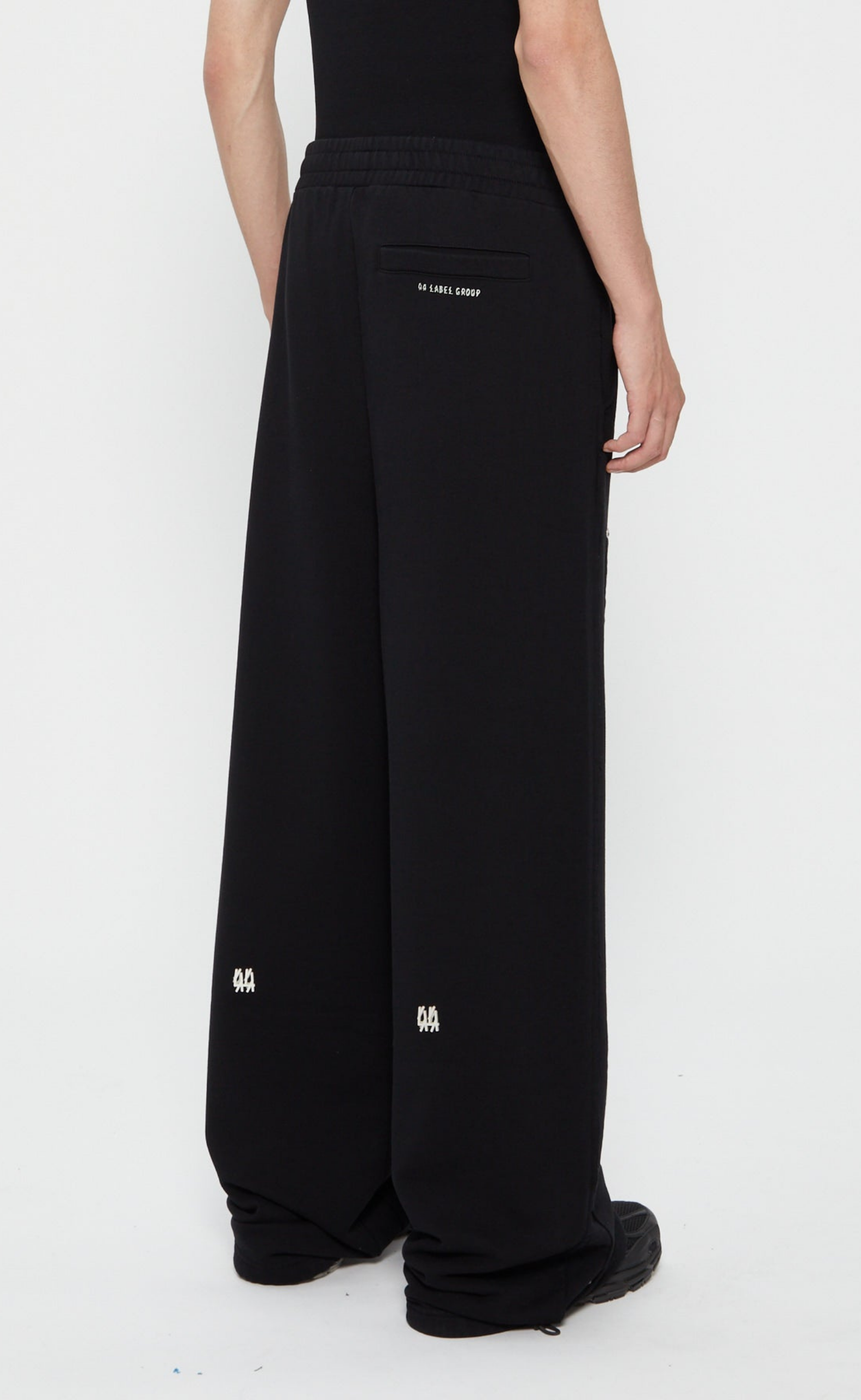 RIVET BLACK PANTS