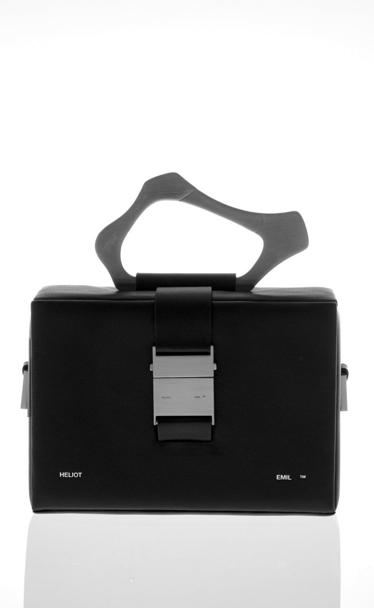 SOLELY LARGE BOX BLACK BAG