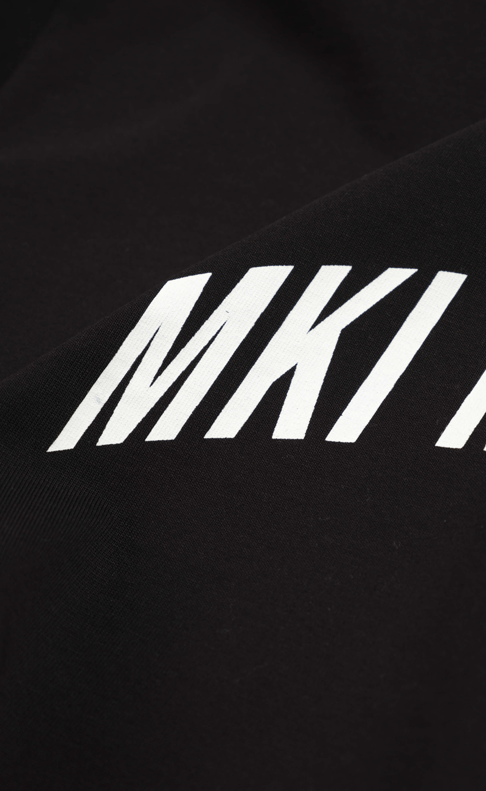 ARCH BLACK T-SHIRT