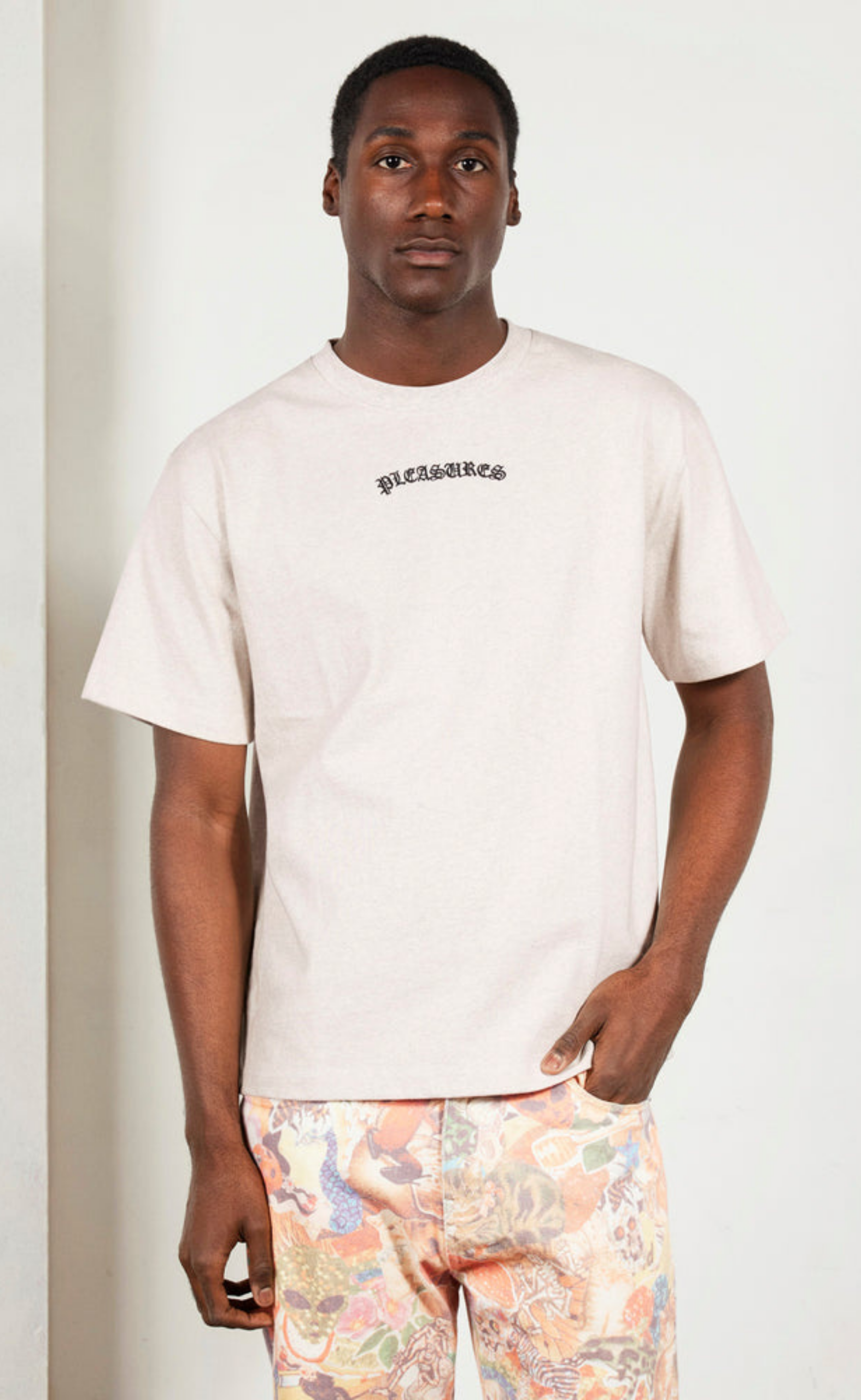 NEURAL APPLIQUE  OATMEAL T-SHIRT