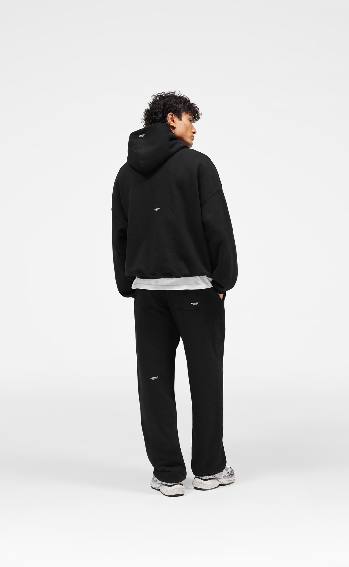 MICRO OWNERS CLUB JET BLACK SWEATPANTS