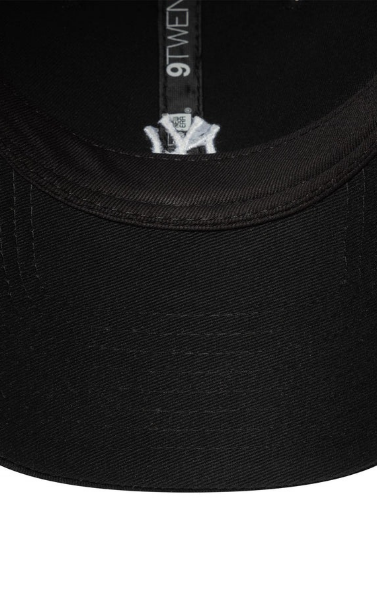 NEW YORK YANKEES MINI LOGO 9TWENTY BLACK HAT