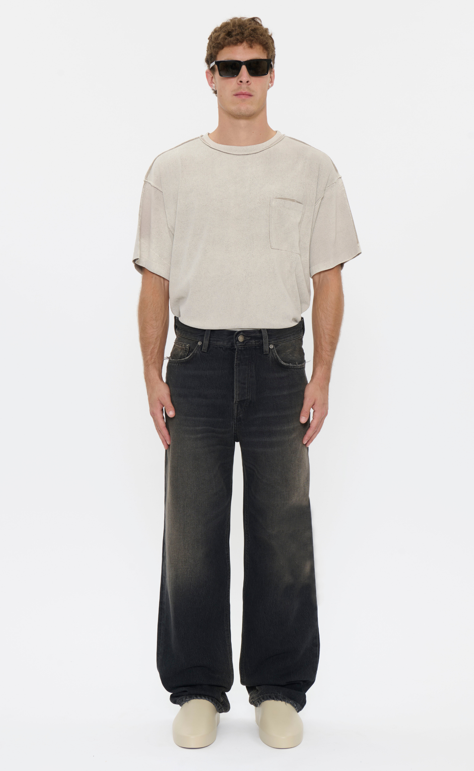 LOGAN PASADENA BLACK JEANS