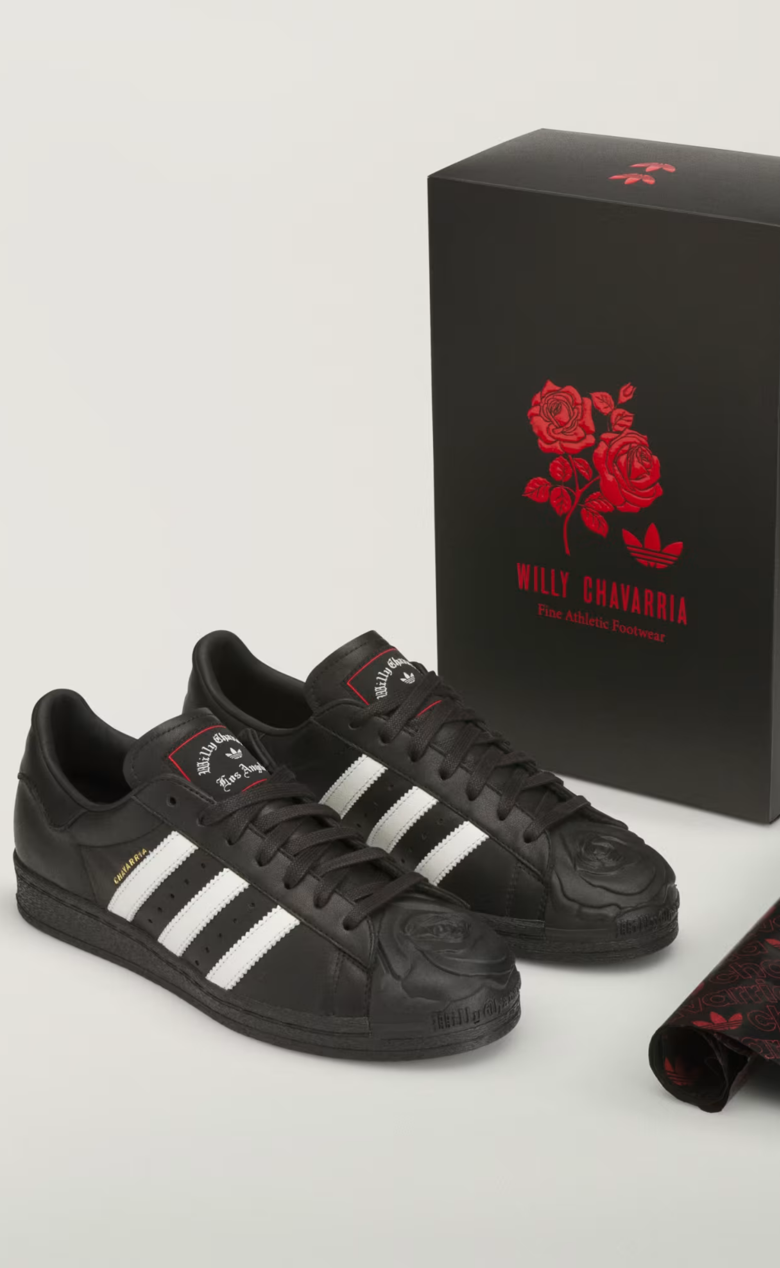 WC SUPERSTAR BLACK RED SNEAKER