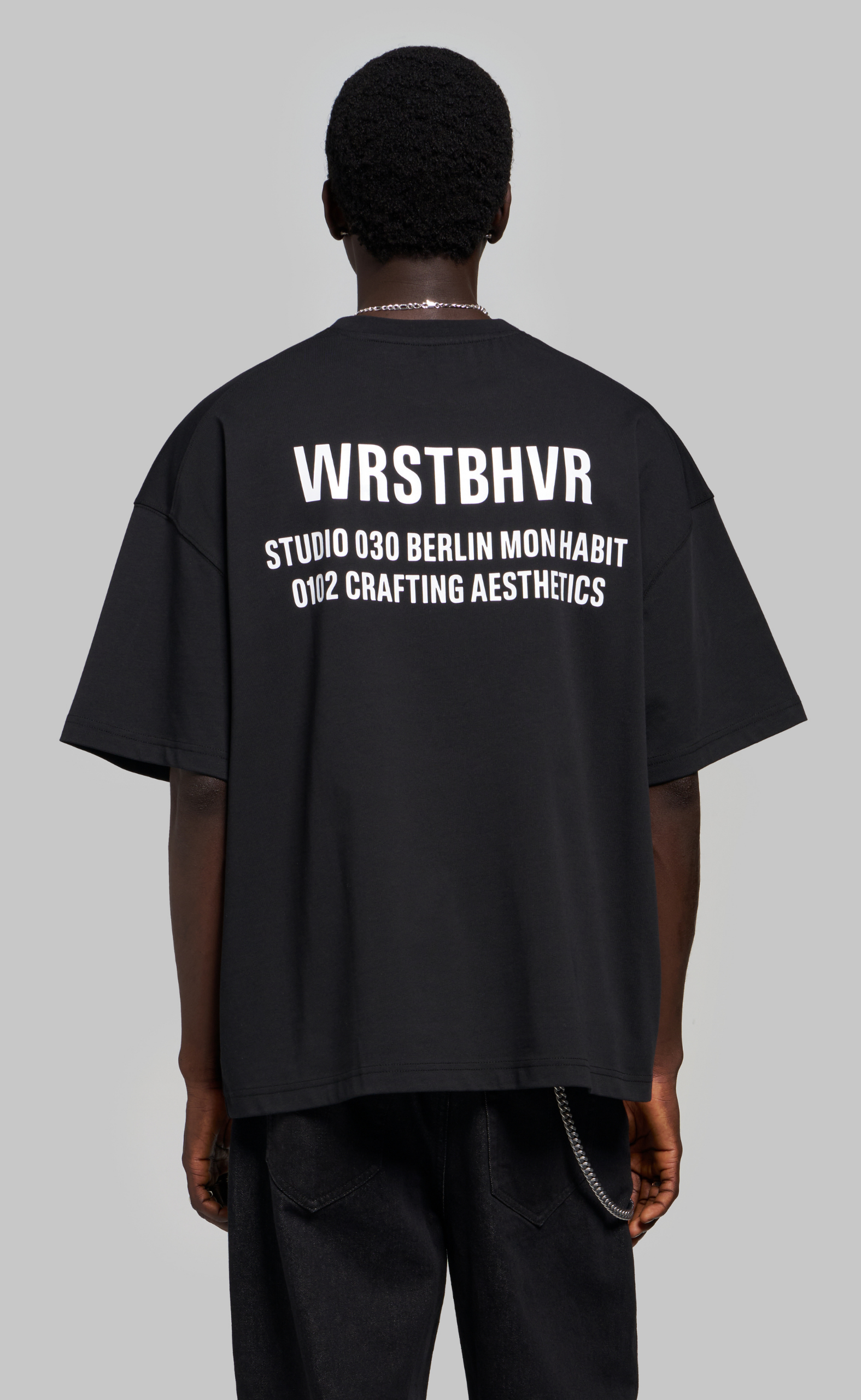 STUDIO V14 BLACK T-SHIRT