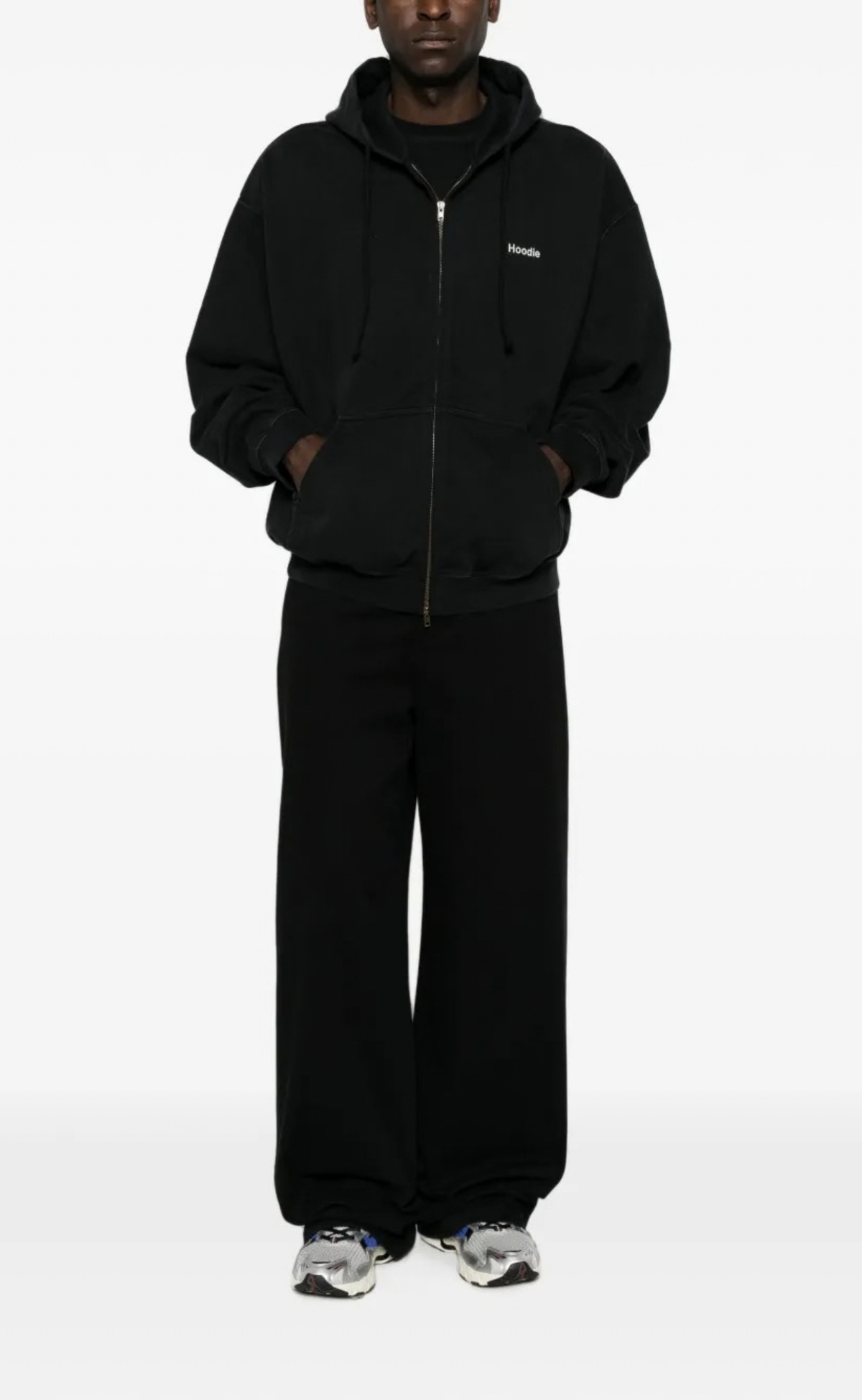 EMBROIDERED DEFINITION WASHED ZIP BLACK HOODIE