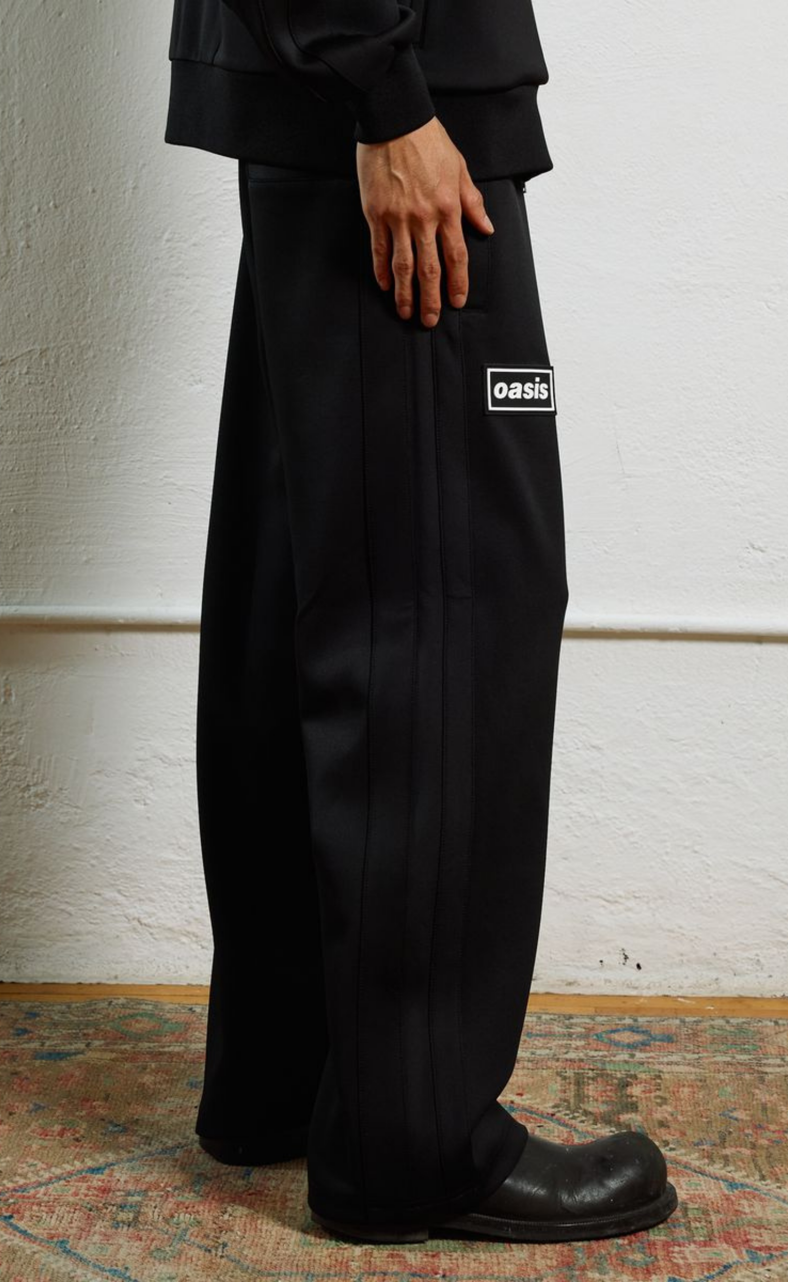 FOREVER BLACK TRACK PANTS
