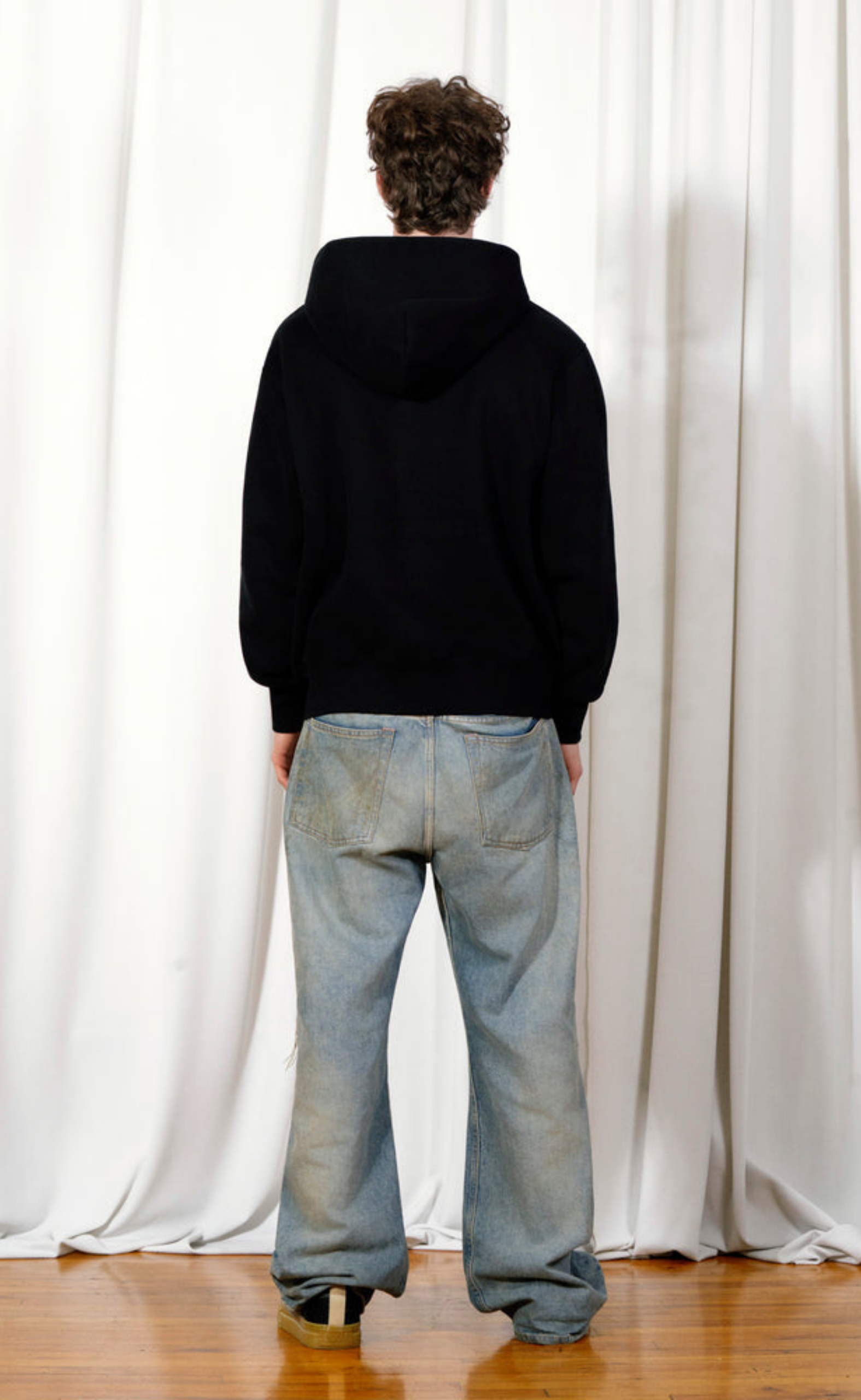 IMPACT BLACK ZIP HOODIE