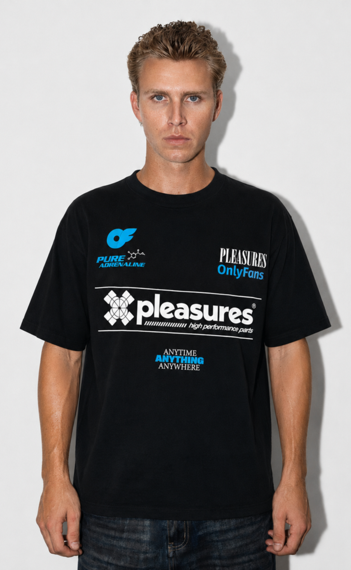 HELMET BLACK T-SHIRT