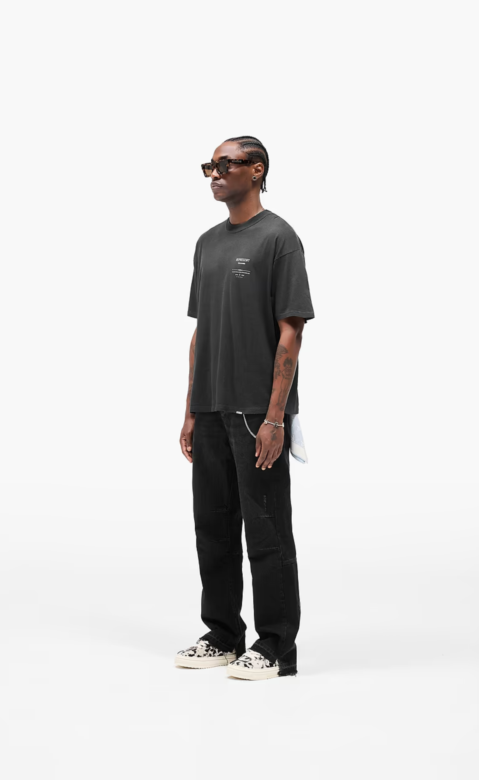 REVERE MANOR STAINED BLACK T-SHIRT