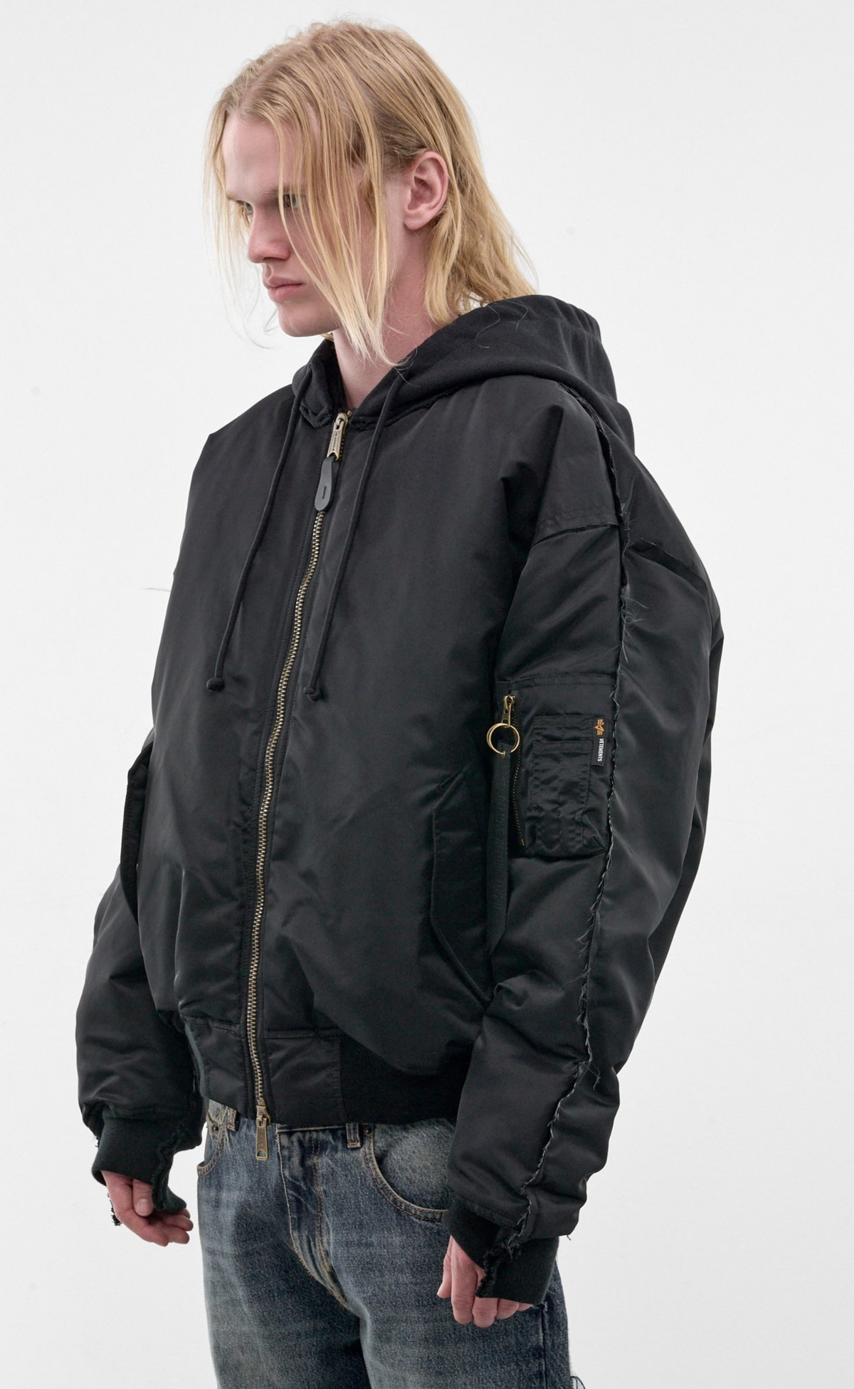RECONSTRUCTED BOMBER BLACK JACKET