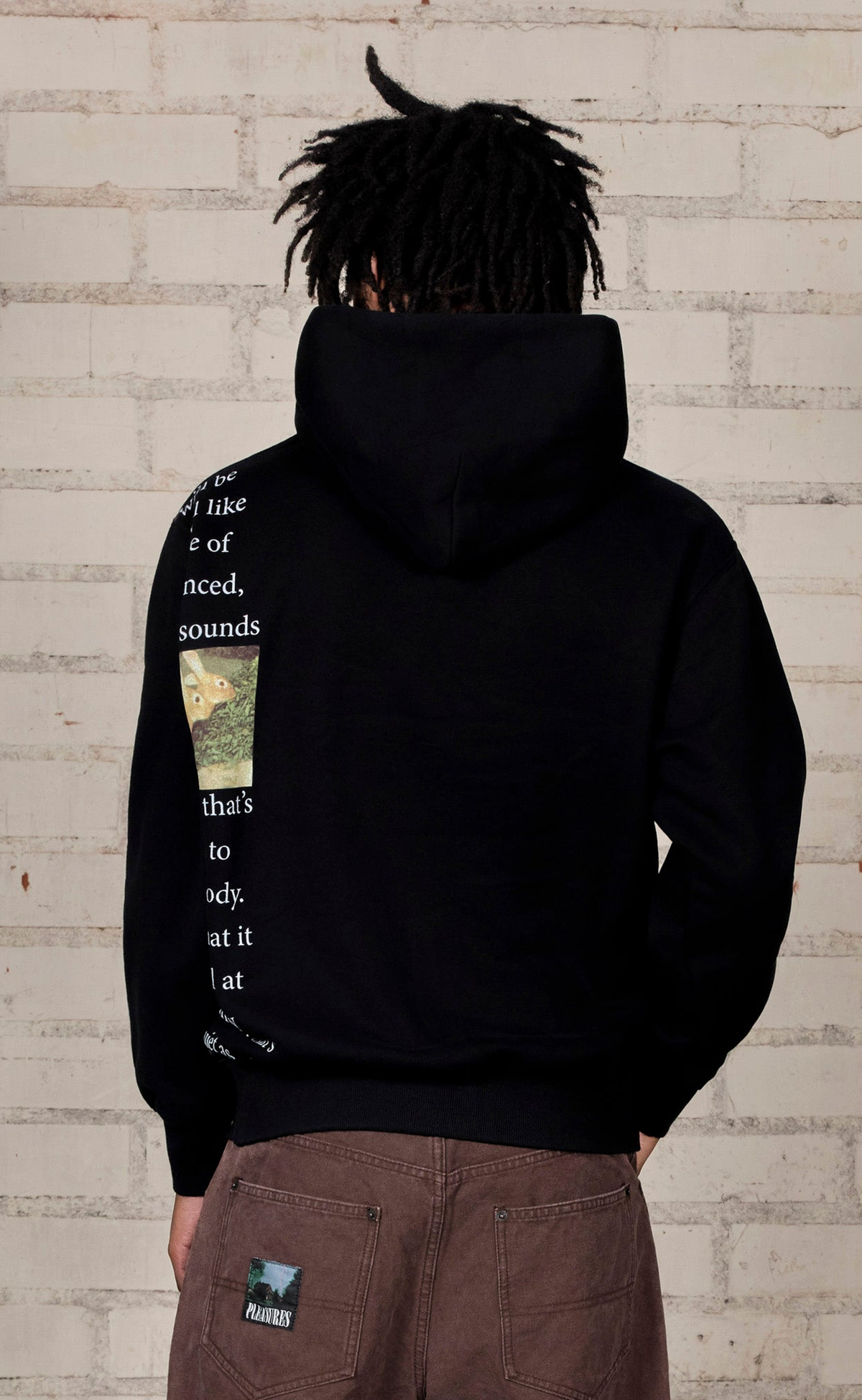 CONNECTION BLACK HOODIE