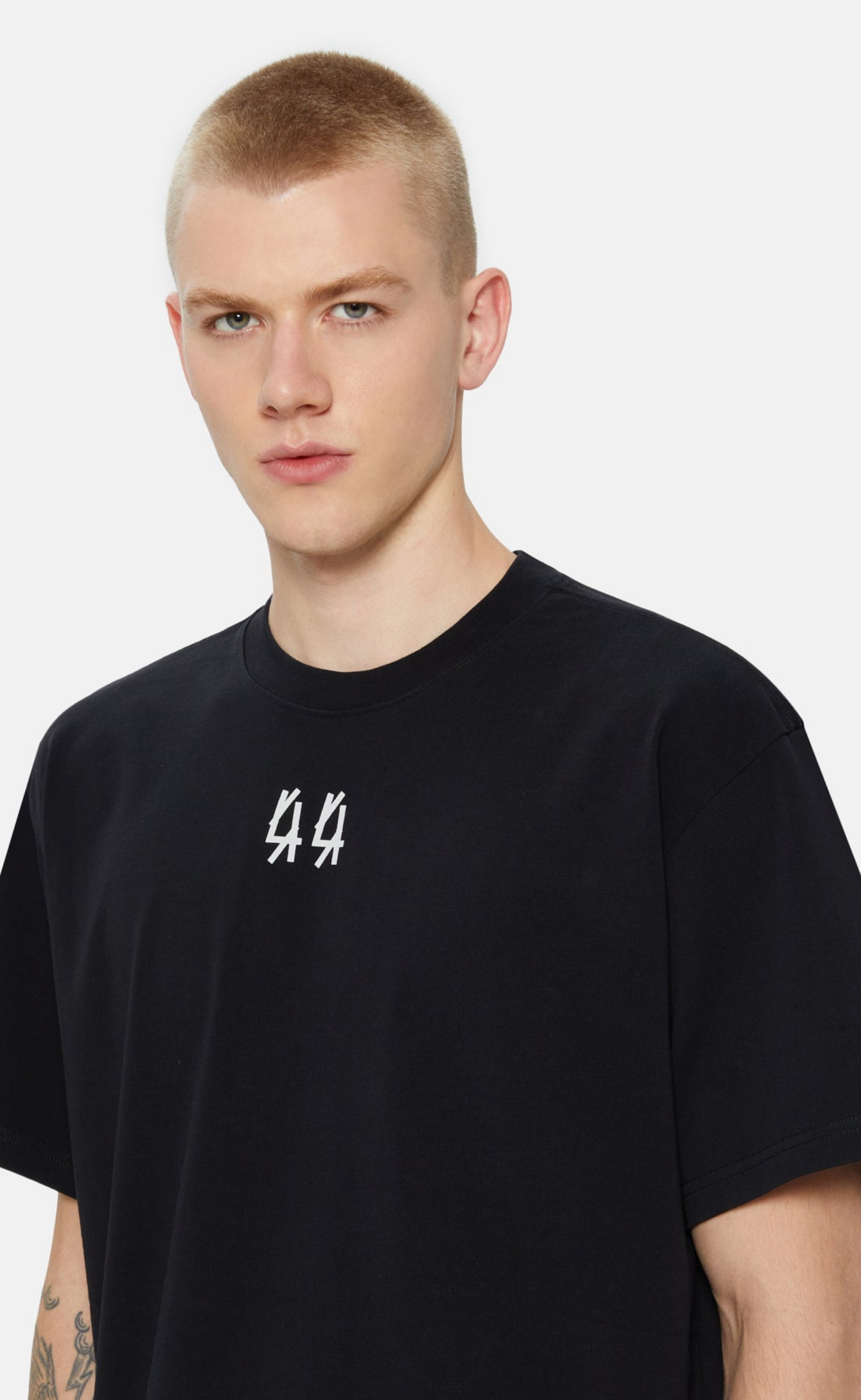 CENTIPEDE BLACK GREEN T-SHIRT