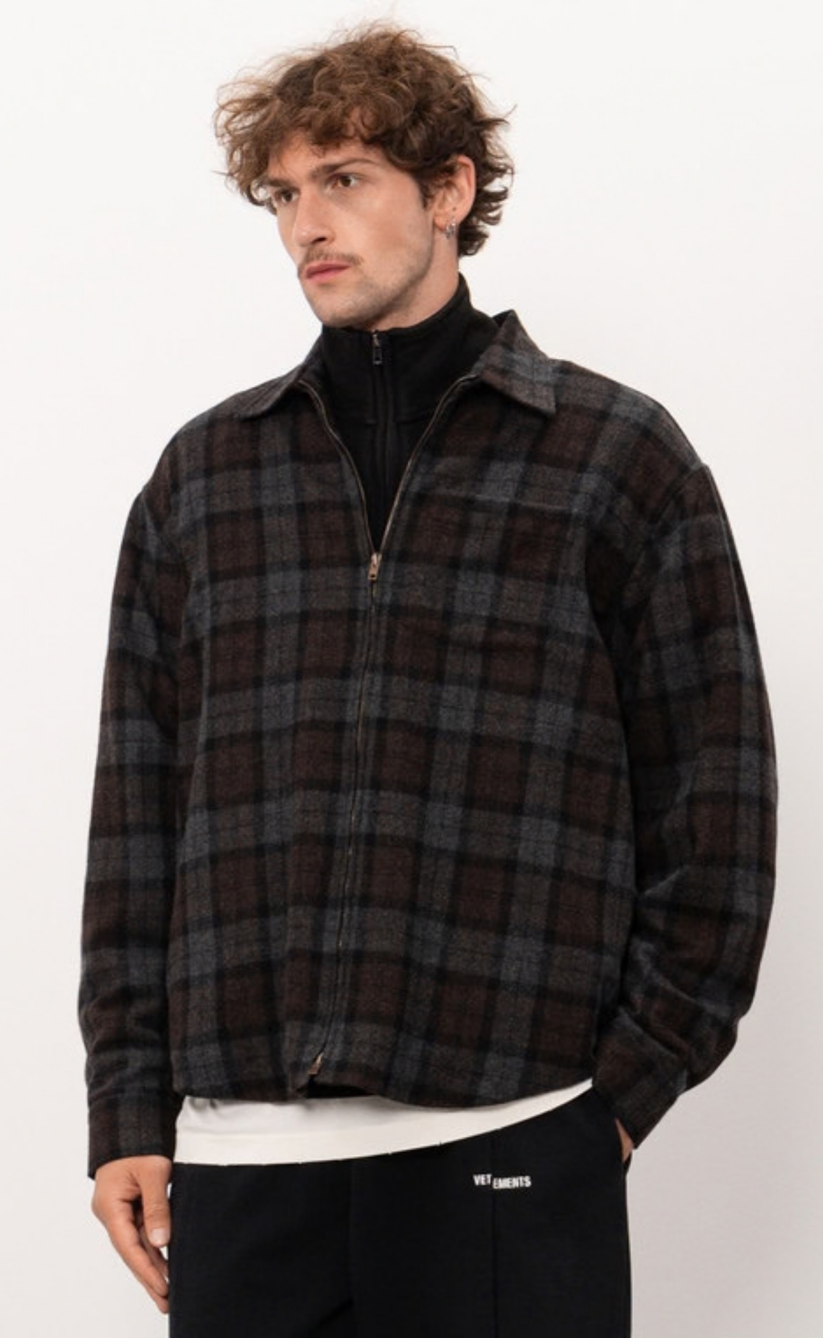 ZIP FLANNEL BLACK SHIRT