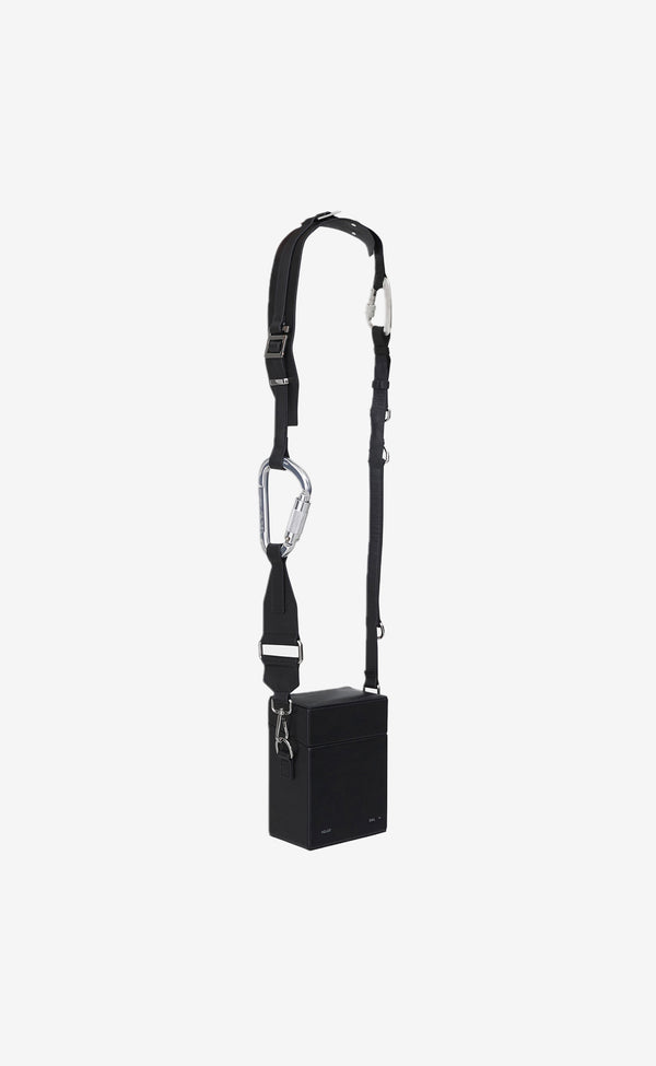 BLACK LEATHER STRAP BOX BAG
