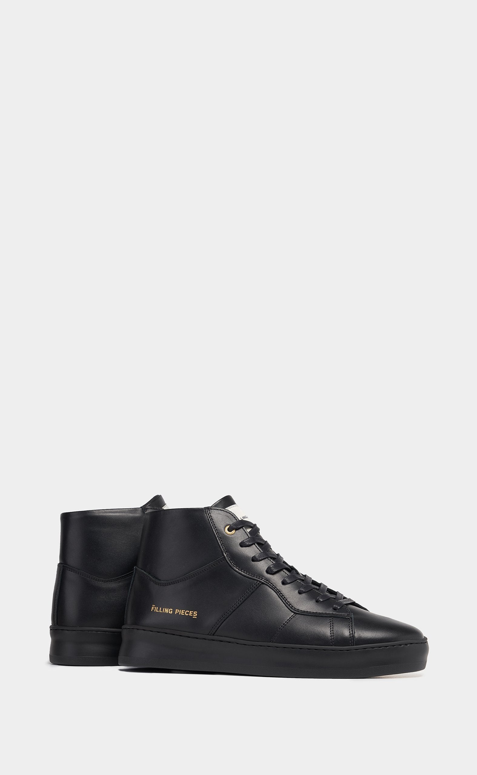 Mid Plain Court Black