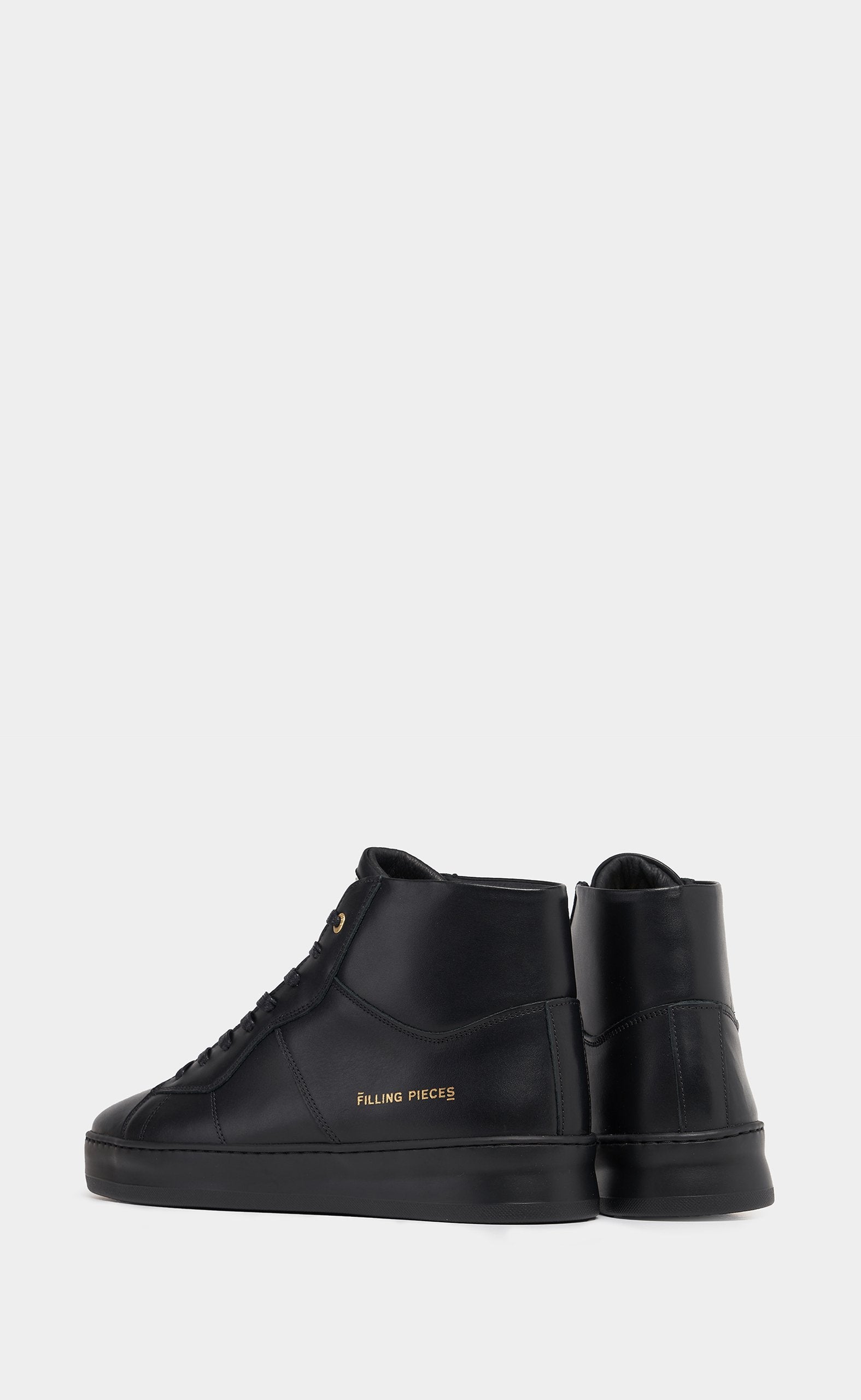 Mid Plain Court Black